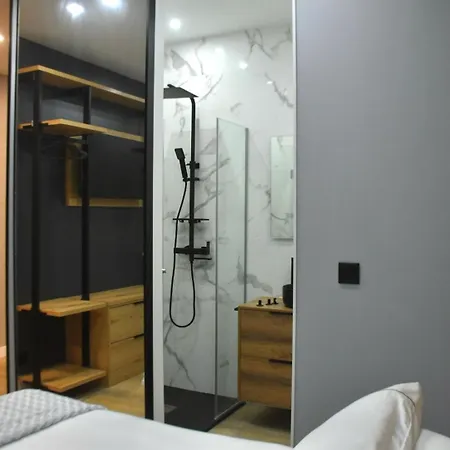 Nómada Orzán Bajo * A Coruña